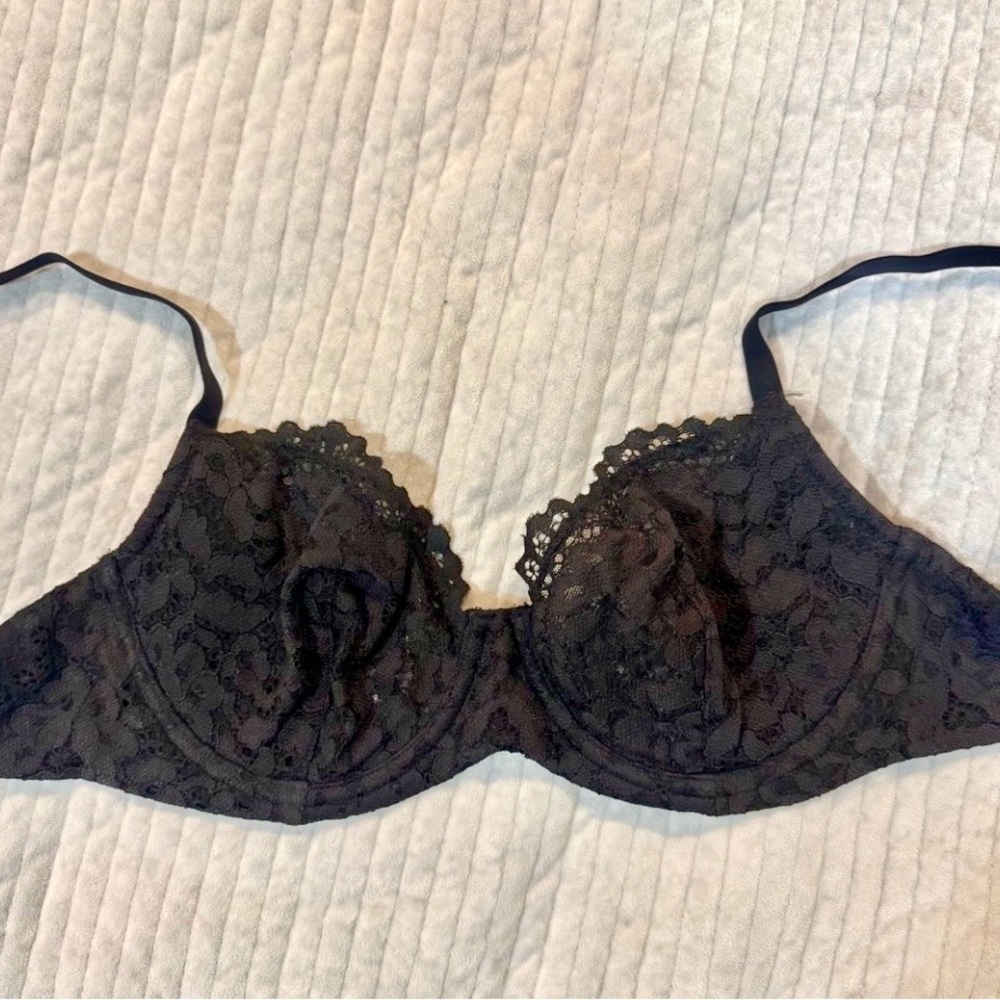 Victoria’s Secret Sexy BBV Smooth Sheer Black Lace Unlined Demi Bra VS 32DD